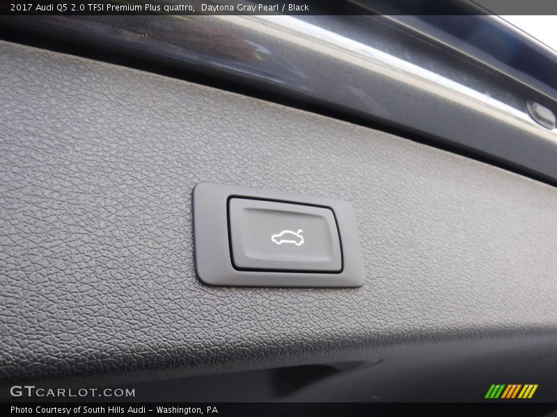 Daytona Gray Pearl / Black 2017 Audi Q5 2.0 TFSI Premium Plus quattro