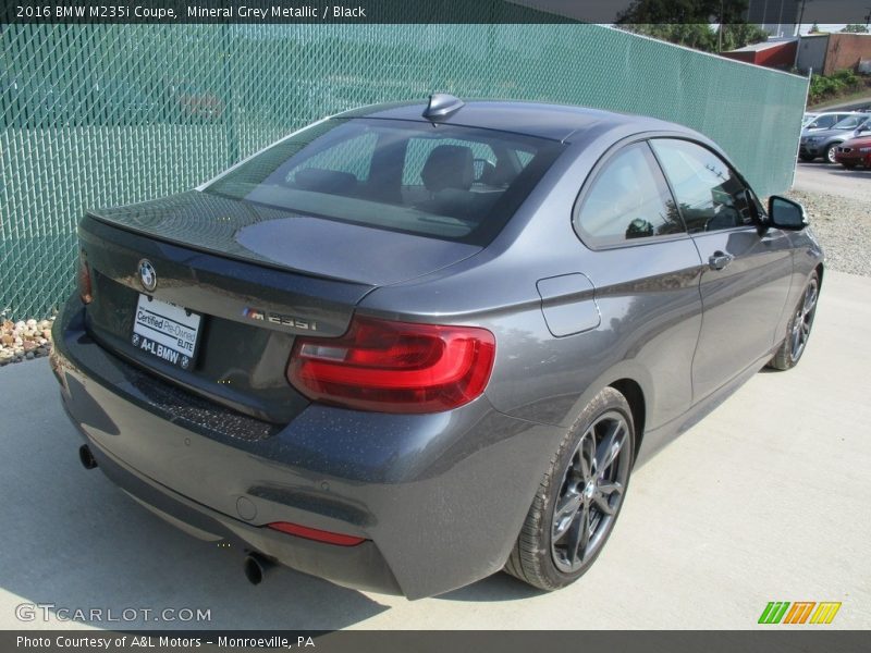 Mineral Grey Metallic / Black 2016 BMW M235i Coupe