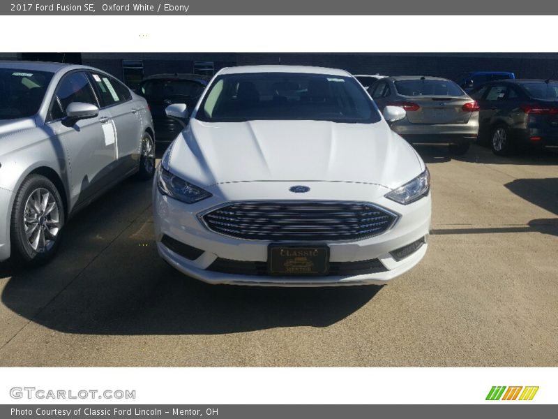 Oxford White / Ebony 2017 Ford Fusion SE
