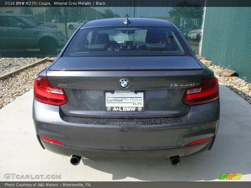 Mineral Grey Metallic / Black 2016 BMW M235i Coupe