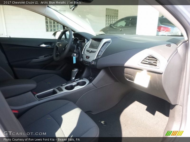 Arctic Blue Metallic / Jet Black 2017 Chevrolet Cruze LS