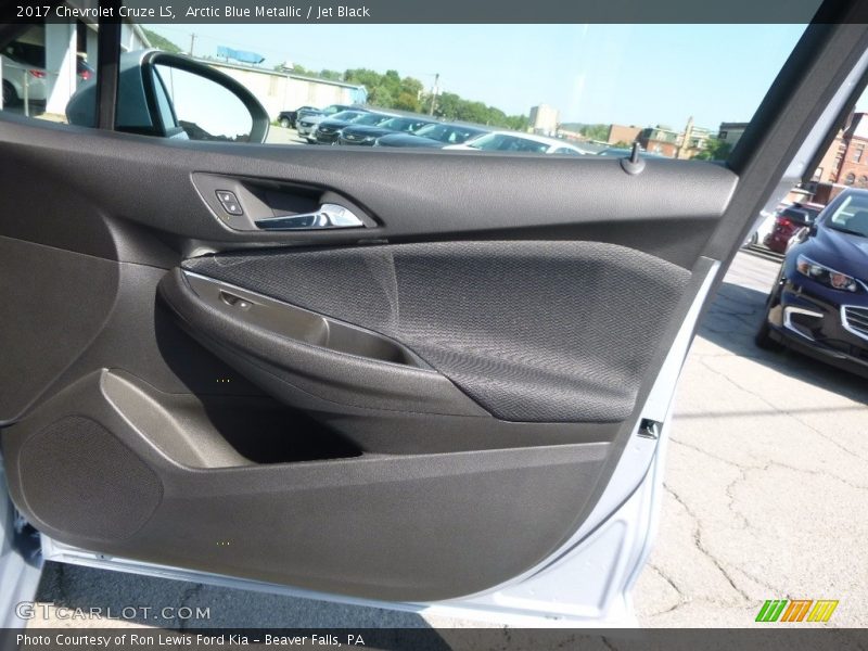 Arctic Blue Metallic / Jet Black 2017 Chevrolet Cruze LS