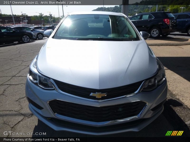 Arctic Blue Metallic / Jet Black 2017 Chevrolet Cruze LS