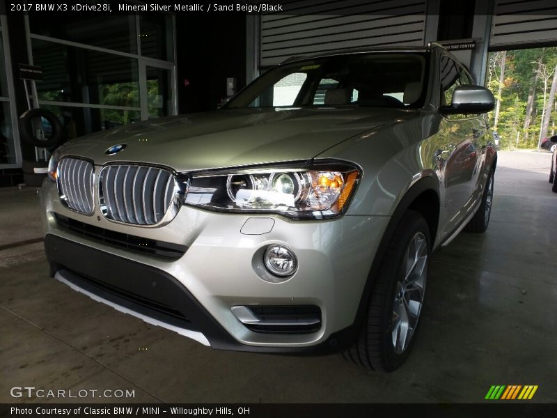 Mineral Silver Metallic / Sand Beige/Black 2017 BMW X3 xDrive28i