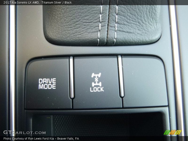 Controls of 2017 Sorento LX AWD