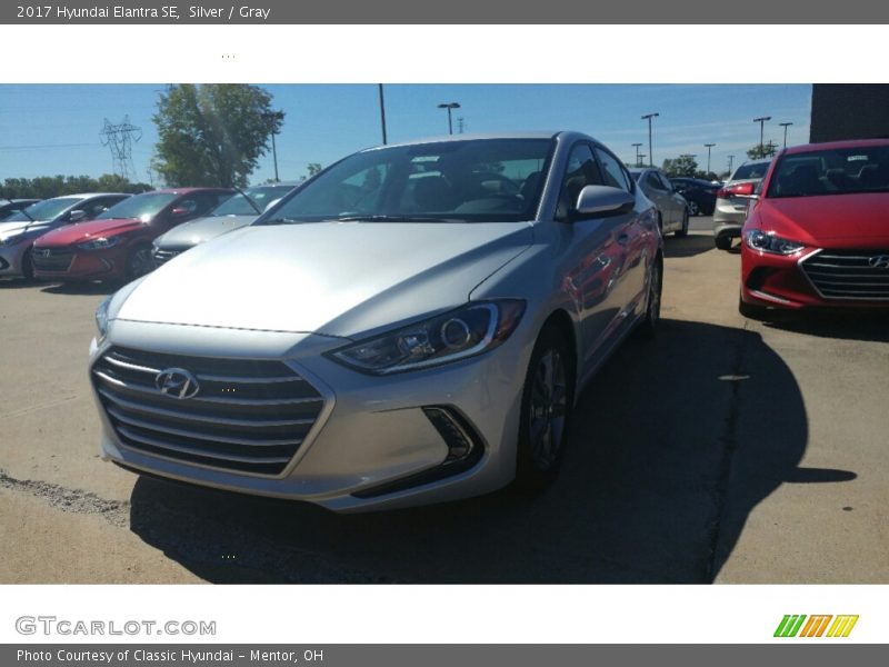 Silver / Gray 2017 Hyundai Elantra SE