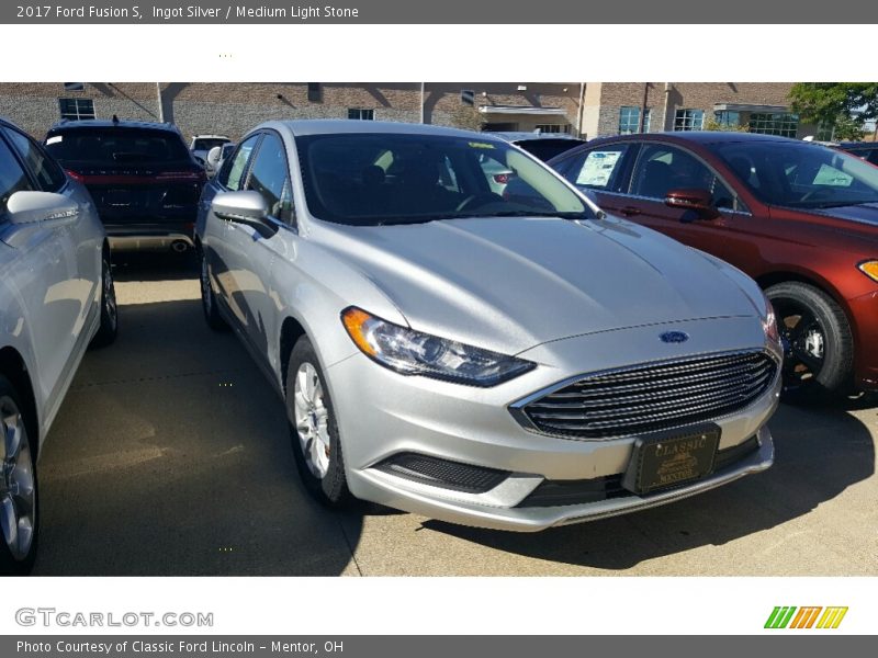 Ingot Silver / Medium Light Stone 2017 Ford Fusion S