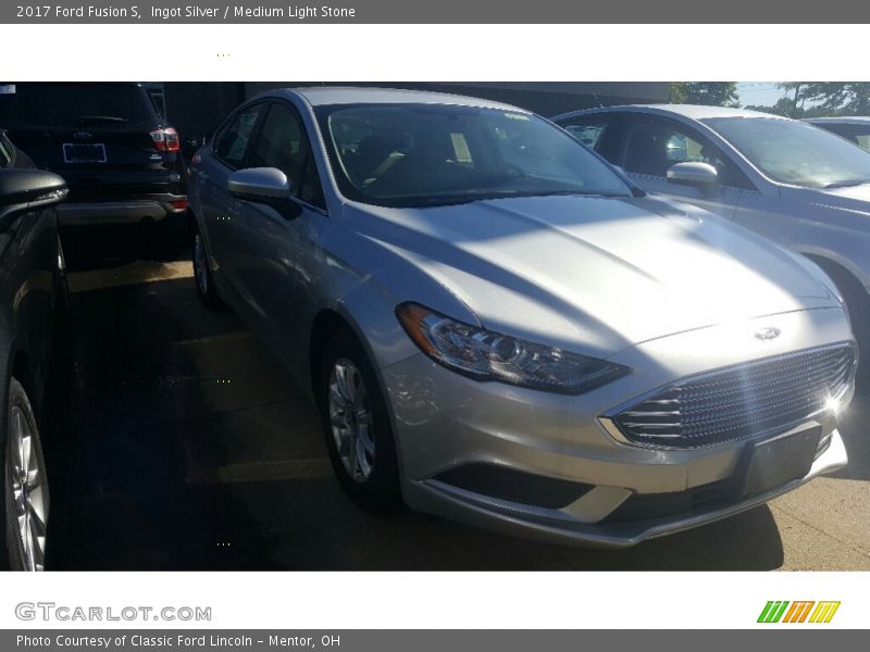Ingot Silver / Medium Light Stone 2017 Ford Fusion S