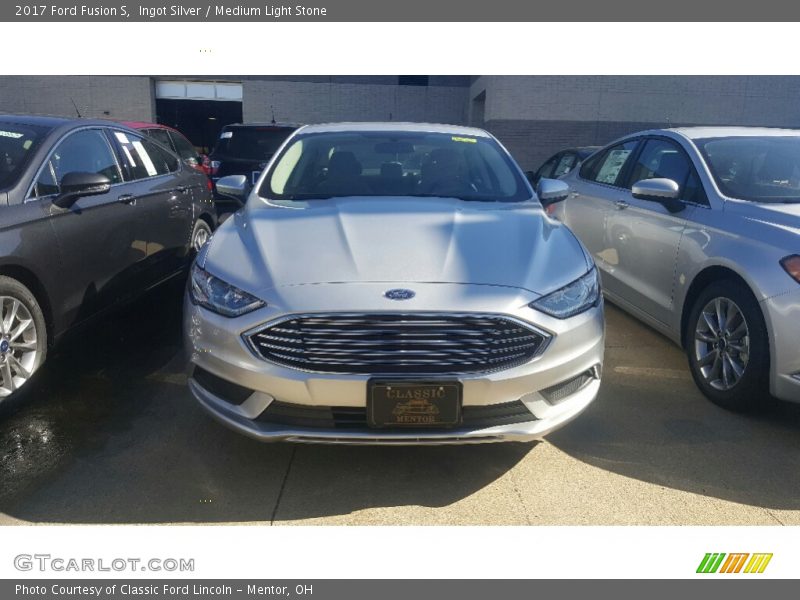 Ingot Silver / Medium Light Stone 2017 Ford Fusion S