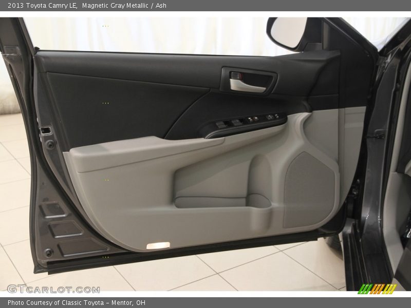 Magnetic Gray Metallic / Ash 2013 Toyota Camry LE