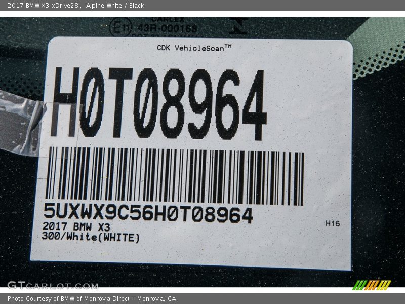 Alpine White / Black 2017 BMW X3 xDrive28i