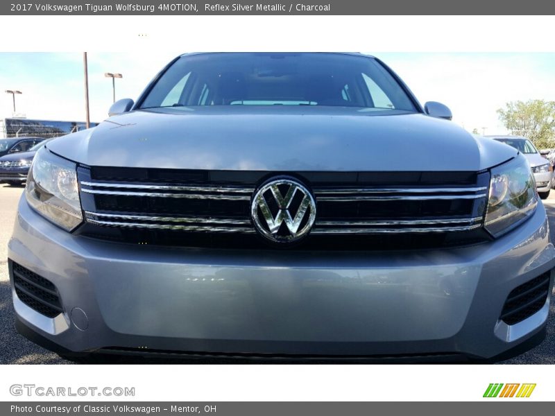 Reflex Silver Metallic / Charcoal 2017 Volkswagen Tiguan Wolfsburg 4MOTION