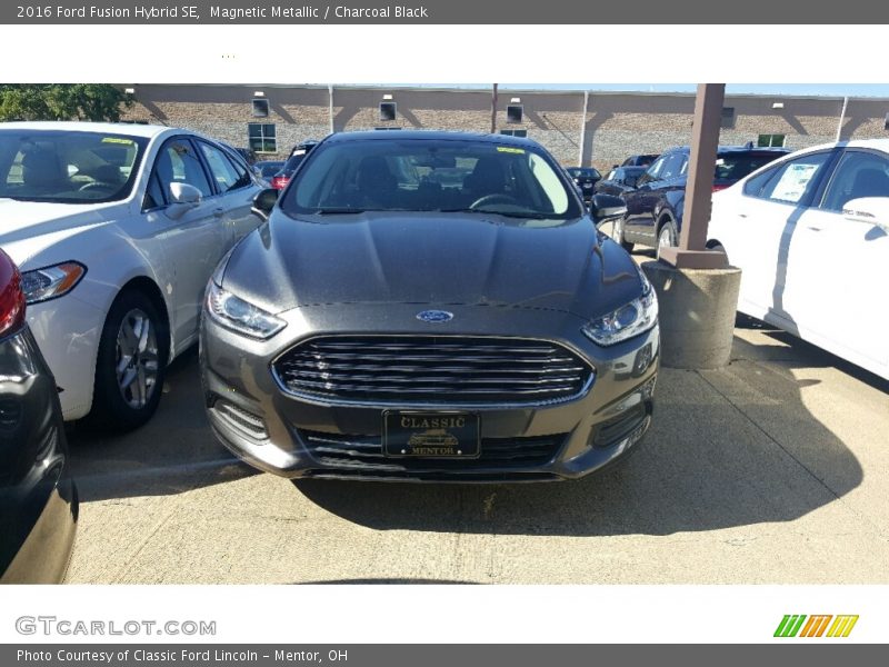 Magnetic Metallic / Charcoal Black 2016 Ford Fusion Hybrid SE