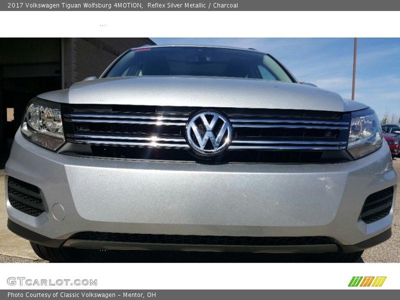 Reflex Silver Metallic / Charcoal 2017 Volkswagen Tiguan Wolfsburg 4MOTION