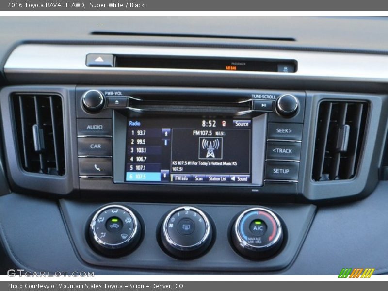 Super White / Black 2016 Toyota RAV4 LE AWD
