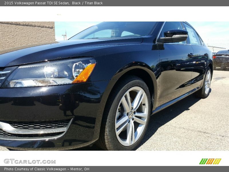 Black / Titan Black 2015 Volkswagen Passat TDI SE Sedan