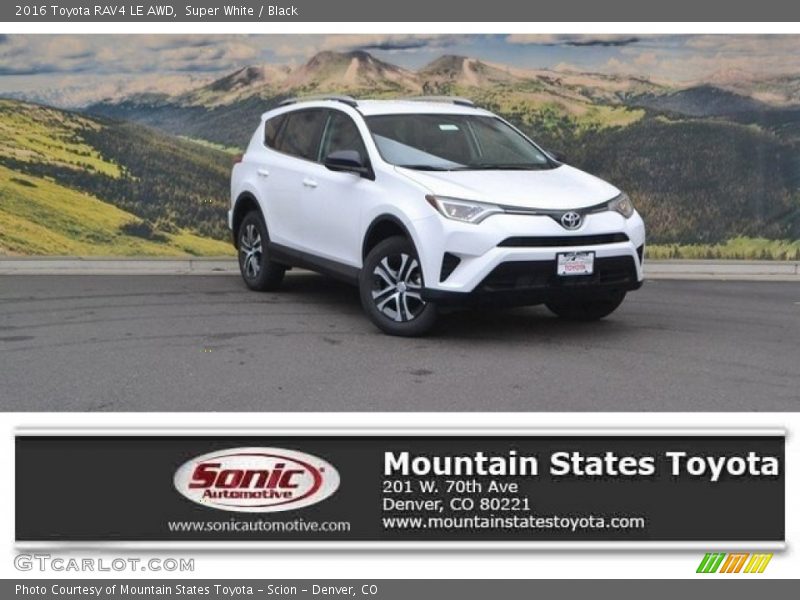 Super White / Black 2016 Toyota RAV4 LE AWD