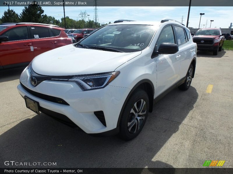 Super White / Black 2017 Toyota RAV4 LE AWD