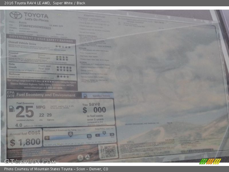 Super White / Black 2016 Toyota RAV4 LE AWD