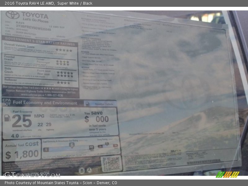 Super White / Black 2016 Toyota RAV4 LE AWD
