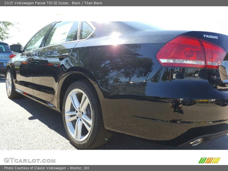Black / Titan Black 2015 Volkswagen Passat TDI SE Sedan