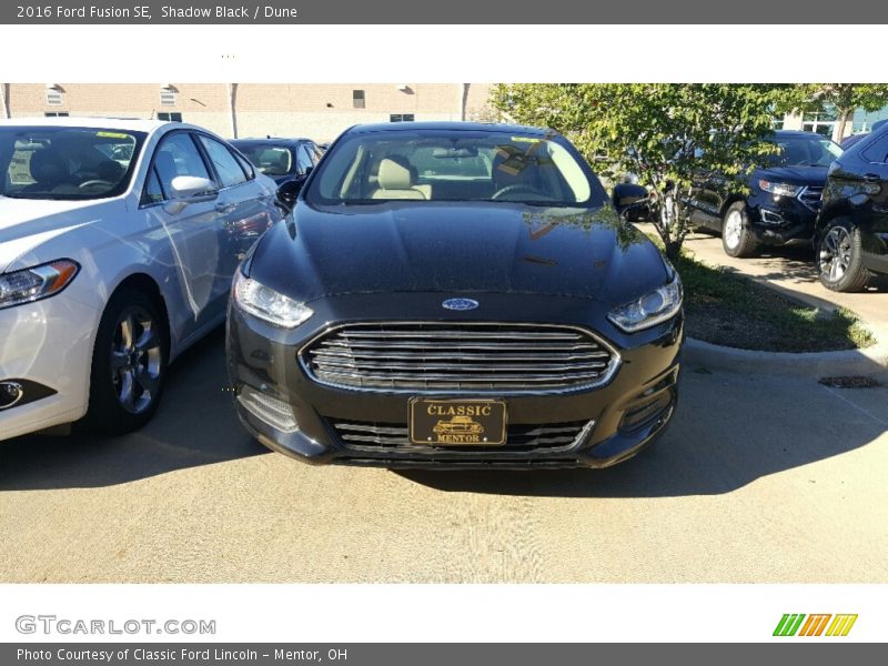 Shadow Black / Dune 2016 Ford Fusion SE