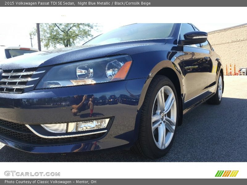 Night Blue Metallic / Black/Cornsilk Beige 2015 Volkswagen Passat TDI SE Sedan