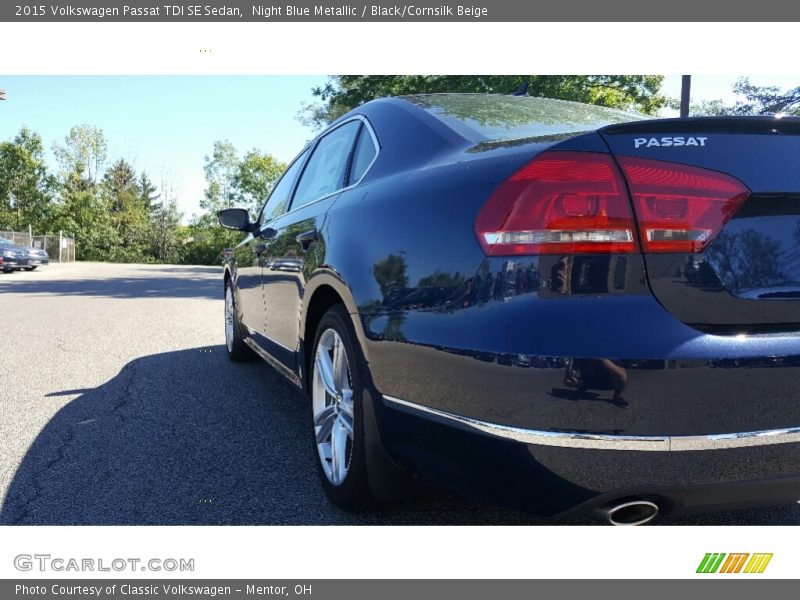 Night Blue Metallic / Black/Cornsilk Beige 2015 Volkswagen Passat TDI SE Sedan