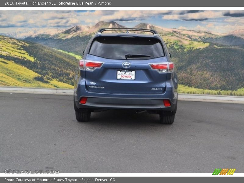 Shoreline Blue Pearl / Almond 2016 Toyota Highlander XLE