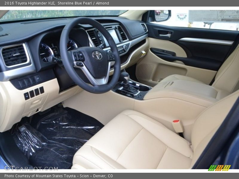 Shoreline Blue Pearl / Almond 2016 Toyota Highlander XLE