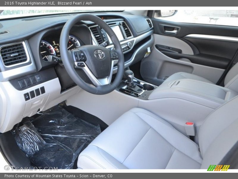 Blizzard Pearl / Ash 2016 Toyota Highlander XLE