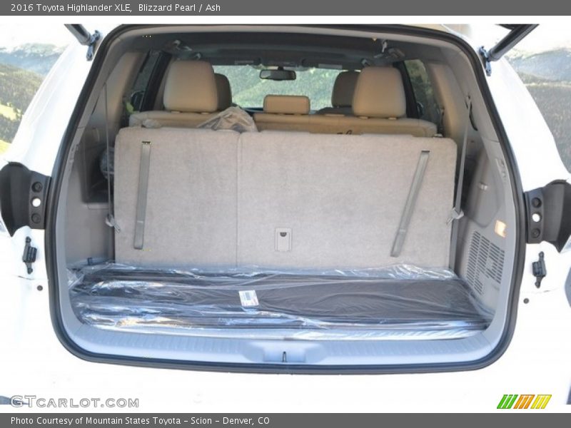 Blizzard Pearl / Ash 2016 Toyota Highlander XLE