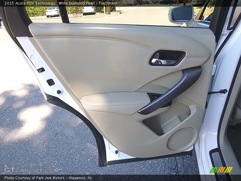 White Diamond Pearl / Parchment 2015 Acura RDX Technology
