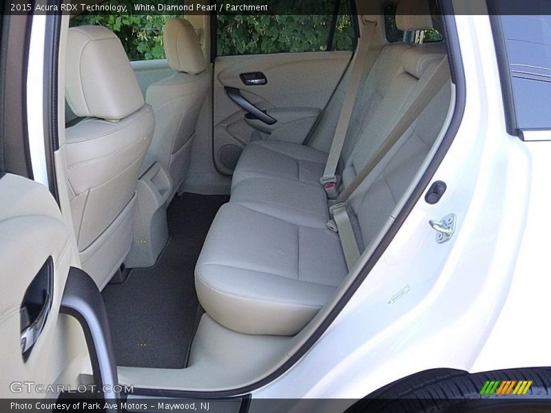 White Diamond Pearl / Parchment 2015 Acura RDX Technology