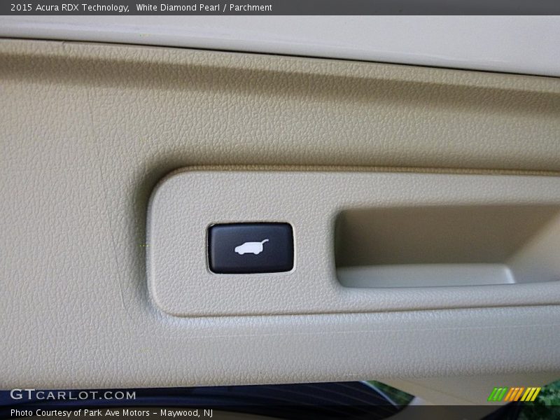 White Diamond Pearl / Parchment 2015 Acura RDX Technology