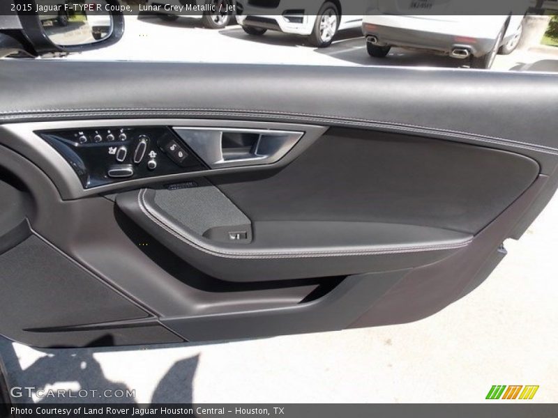 Door Panel of 2015 F-TYPE R Coupe