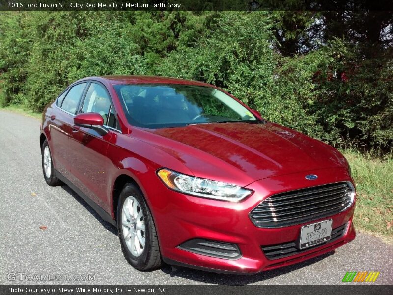 Ruby Red Metallic / Medium Earth Gray 2016 Ford Fusion S