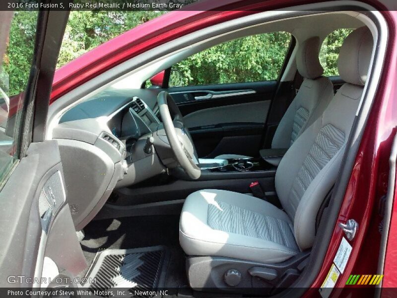 Ruby Red Metallic / Medium Earth Gray 2016 Ford Fusion S
