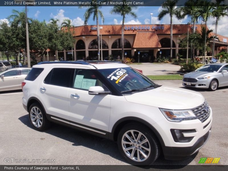 White Platinum Metallic Tri-Coat / Medium Light Camel 2016 Ford Explorer Limited