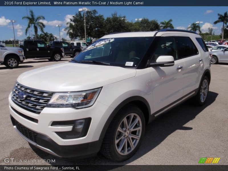 White Platinum Metallic Tri-Coat / Medium Light Camel 2016 Ford Explorer Limited