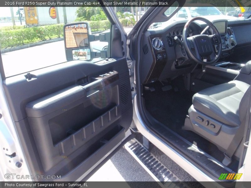 Ingot Silver Metallic / Platinum Black 2016 Ford F250 Super Duty Platinum Crew Cab 4x4