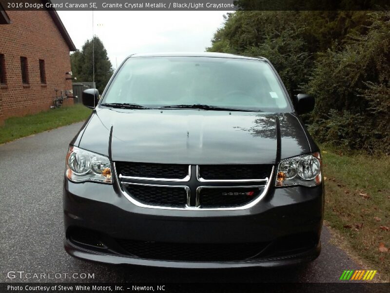 Granite Crystal Metallic / Black/Light Graystone 2016 Dodge Grand Caravan SE