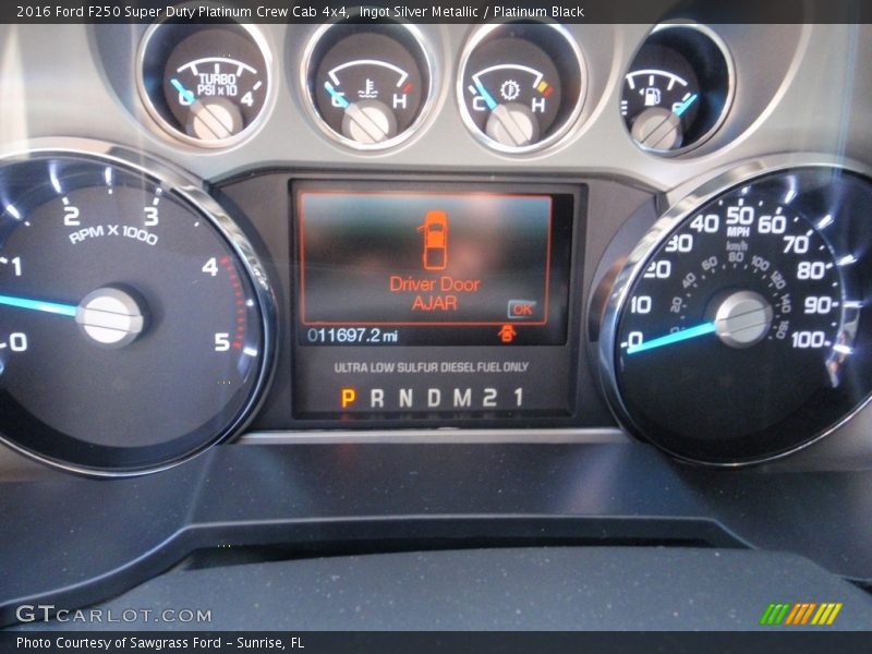 Ingot Silver Metallic / Platinum Black 2016 Ford F250 Super Duty Platinum Crew Cab 4x4