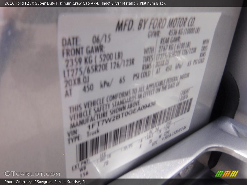 Ingot Silver Metallic / Platinum Black 2016 Ford F250 Super Duty Platinum Crew Cab 4x4