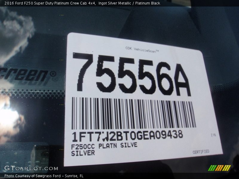 Ingot Silver Metallic / Platinum Black 2016 Ford F250 Super Duty Platinum Crew Cab 4x4