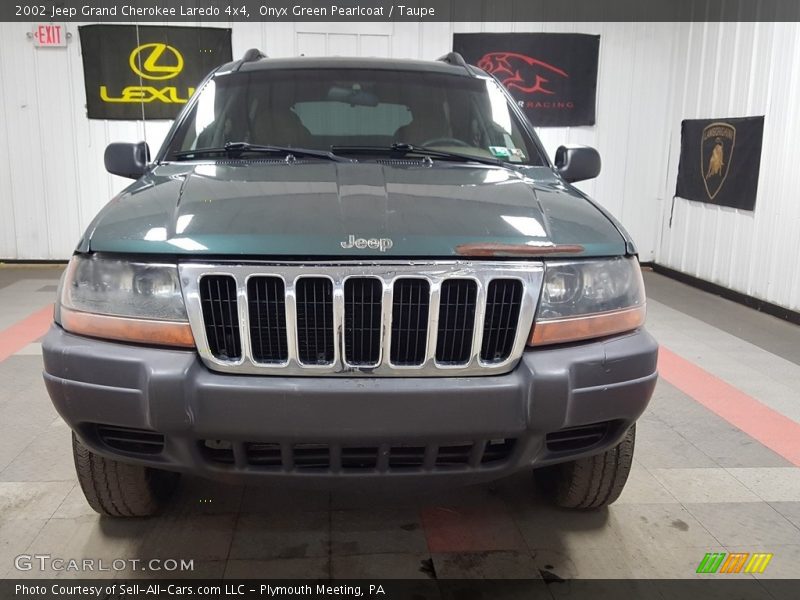 Onyx Green Pearlcoat / Taupe 2002 Jeep Grand Cherokee Laredo 4x4