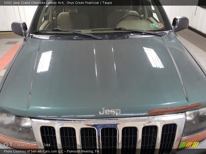 Onyx Green Pearlcoat / Taupe 2002 Jeep Grand Cherokee Laredo 4x4