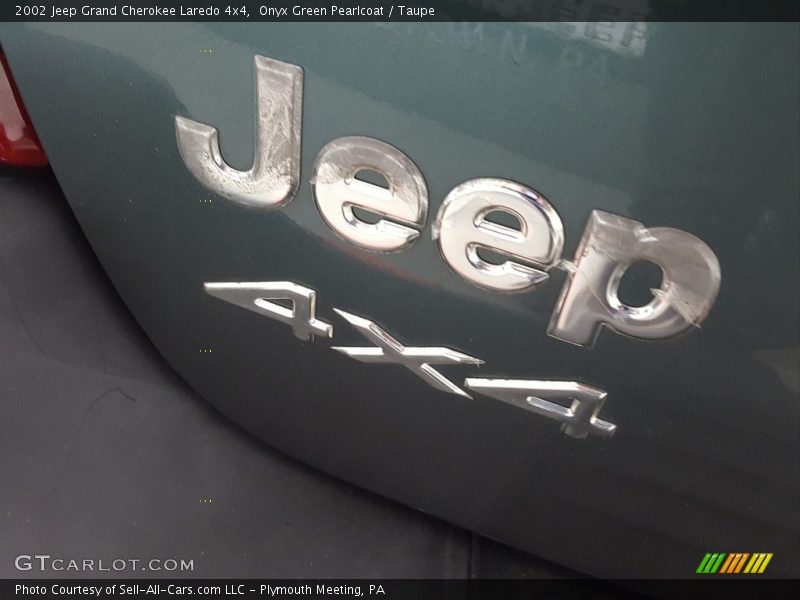 Onyx Green Pearlcoat / Taupe 2002 Jeep Grand Cherokee Laredo 4x4