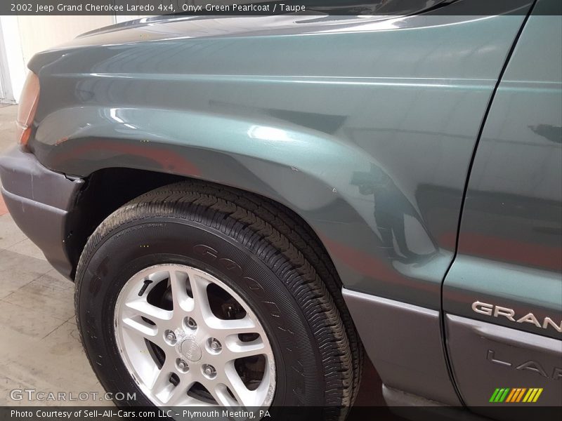 Onyx Green Pearlcoat / Taupe 2002 Jeep Grand Cherokee Laredo 4x4