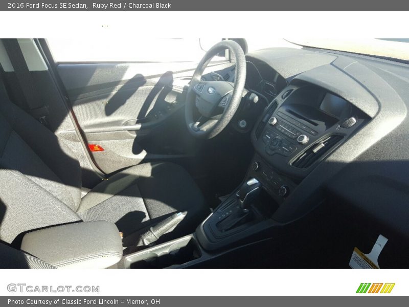 Ruby Red / Charcoal Black 2016 Ford Focus SE Sedan